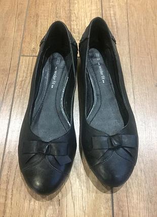 Шкіряні туфлі, балетки marks&spencer