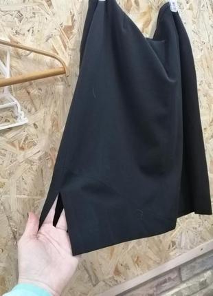 Чорна спідниця на підкладці з розрізом збоку6 фото