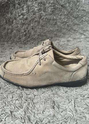 Мужские туфли clarks, стелька 29.5, размер 44, потертость на заднике сверху.5 фото