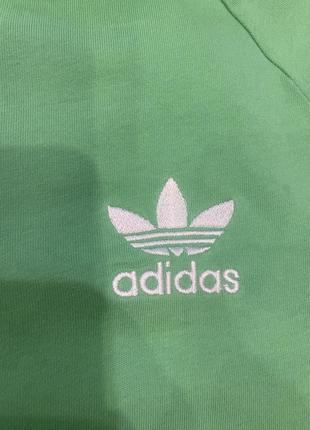 Футболка adidas