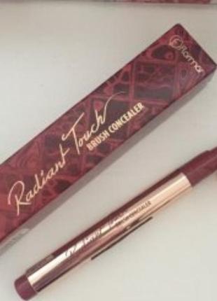 Консилeр radiant touch brush