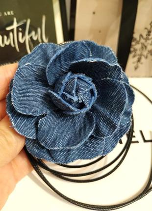 Чокер цветок на шею синяя джинсовый цветочек колье пояс повязка7 фото