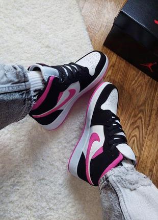 Женские кроссовки  nike air jordan 1 retro magenta black pink4 фото