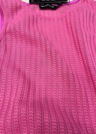 Розовое вязаное мини платье prettylittlething.2 фото