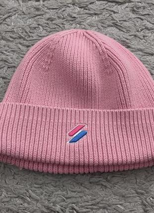 Шапка superdry unisex code beanie, состояние новой, одета несколько раз.