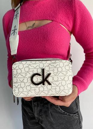 Женская сумка calvin klein white monogram люкс качество