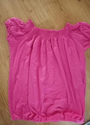 Натуральна жіноча футболка блуза в романтичному стилі трендовий колір