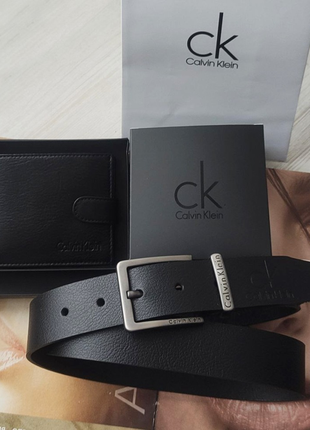 Чоловічий шкіряний подарунковий набір calvin klein ремінь та гаманець, чорний1 фото
