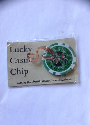 Сувенирная покерная фишка. на удачу.