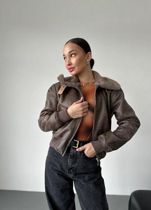 Женская куртка бомбер из экокожи в винтажном стиле на меху дубленка стильная хит сезона тренд8 фото