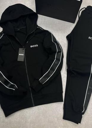 Чоловічий костюм hugo boss