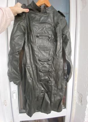 Кожаное платье на молнии