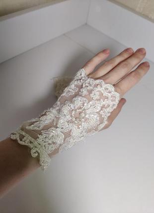 Свадебные перчатки5 фото