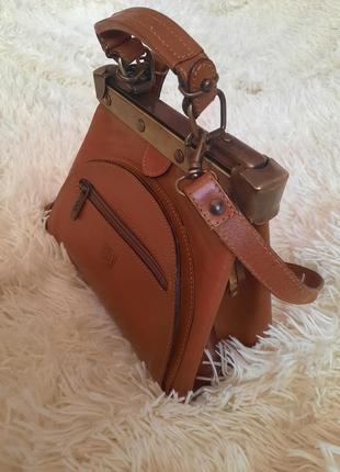 Женская винтажная сумочка из натуральной итальянской кожи.5 фото
