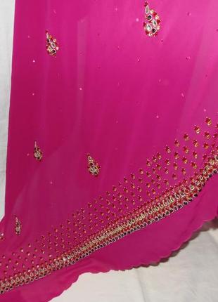 Малинове, рожеве індійське сарі5 фото