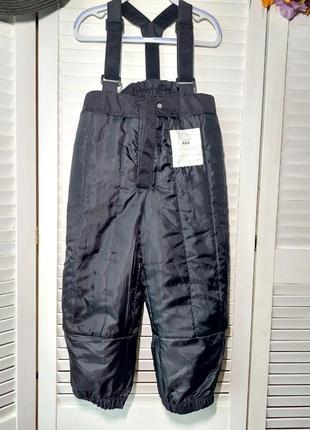 Зимние термо штаны черного цвета с подтяжками светоотражающие от н&м на 3-4года10 фото