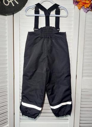 Зимние термо штаны черного цвета с подтяжками светоотражающие от н&м на 3-4года8 фото