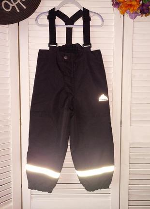 Зимние термо штаны черного цвета с подтяжками светоотражающие от н&м на 3-4года5 фото
