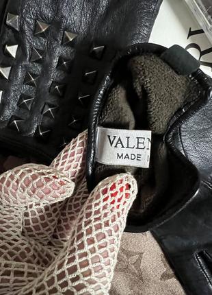 Аутентичные кожаные перчатки valentino made in italy,с металлическими заклёпками🔥4 фото