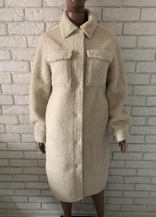 Шикарное и стильное пальто тедди фирмы primark, очень стильный дизайн, тренд в этом году, качественная и приятная ткань на ощупь
