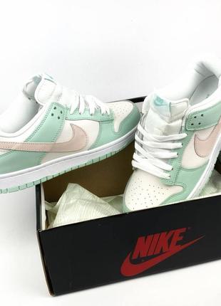 Nike sb dunk low white mint pink