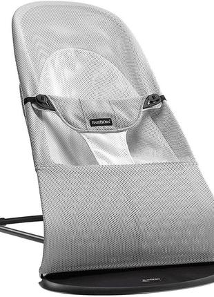 Кресло–шезлонг babybjorn balance soft  silver/white mesh