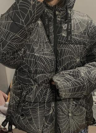 Пуховик bershka