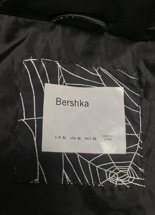Пуховик bershka