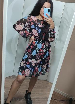 Нова квіткова сукня only