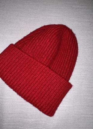 Червона шапка зимова3 фото