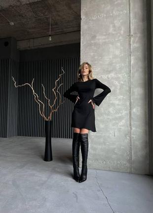 Платье короткое однонтонное на длинный рукав с вырезом на спине с шнуровкой качественная, стильная трендовая черная шоколад3 фото