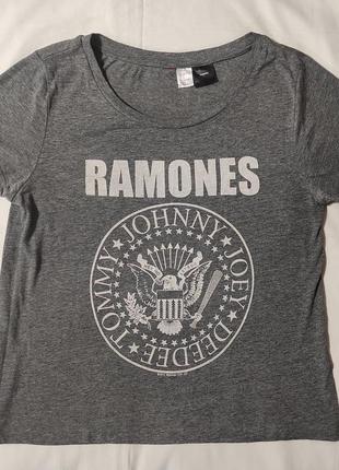 Футболка ramones