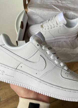 Женские кроссовки nike air force 1’07 white premium 34 фото