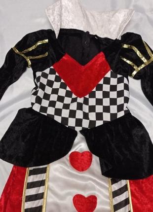 Карнавальний дитячий костюм королеви сердець3 фото
