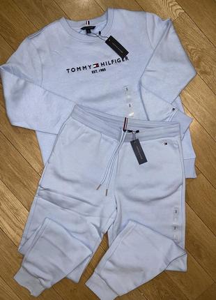 Tommy hilfiger костюм теплый