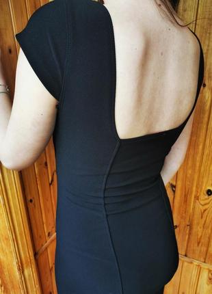 Бандажное  чёрное платье мини9 фото