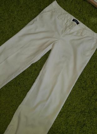 Классические белые брюки