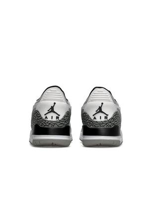 Женские кроссовки nike air jordan legasy 312 low white black gray8 фото