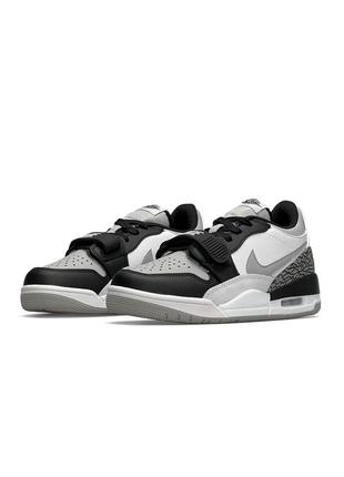 Женские кроссовки nike air jordan legasy 312 low white black gray6 фото