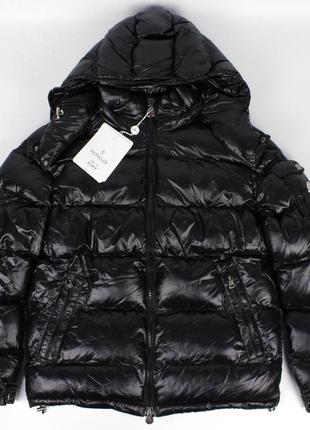 Зимняя куртка moncler с капюшоном, цвет черный, разные размеры