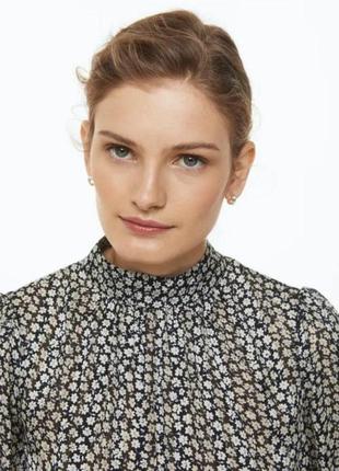 Красивая изысканая цветочная блуза от h&m2 фото