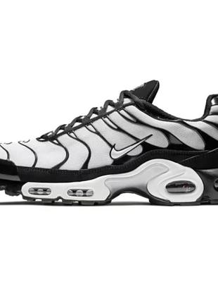 Nike air max plus tn white black