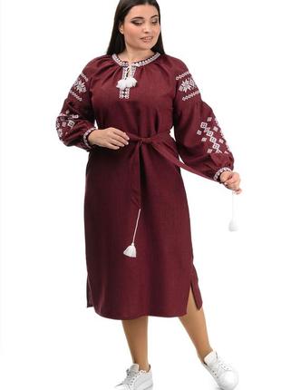 Женское платье-миди с вышивкой в этно-стиле4 фото