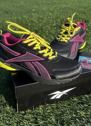 Женские кроссовки для бега reebok runtone zig floatride mizuno asics