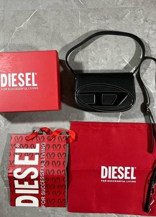 Кожаная сумочка в стиле diesel