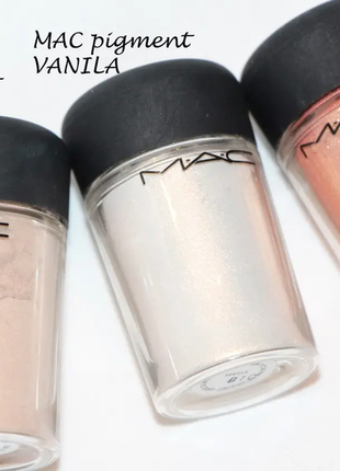 Изысканные рассыпчатые тени для глаз mac vanilla. reflects glitter red