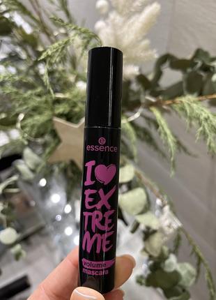 Essence i love extreme volume mascara