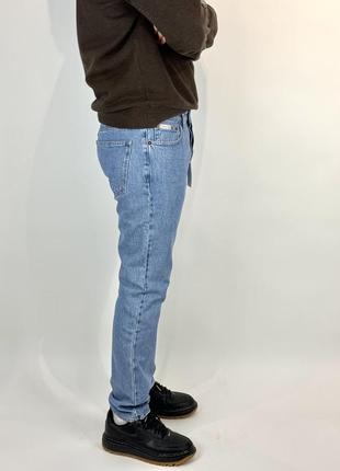 Calvin klein джинси з щільного деніму у вареному, блакитному кольорі6 фото