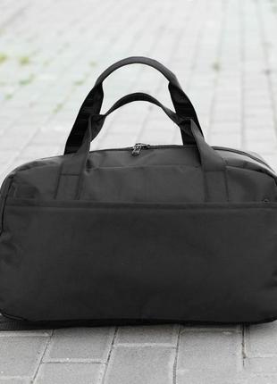 Спортивна сумка nike чорного кольору на 22 літри для тренувань та поїздок5 фото