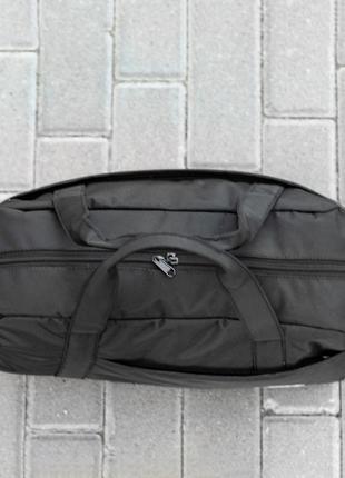 Спортивна сумка nike чорного кольору на 22 літри для тренувань та поїздок6 фото